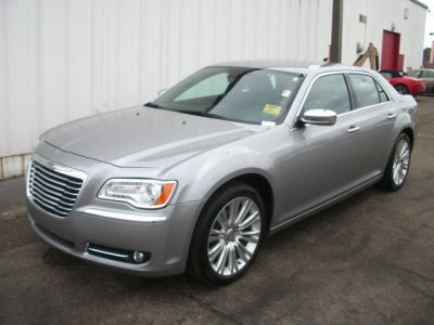 2011 Chrysler 300C  Base