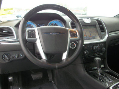 2011 Chrysler 300C  Base