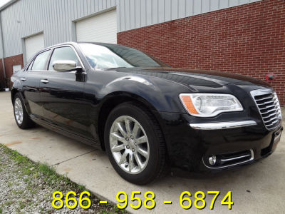 2012 Chrysler 300C  Base