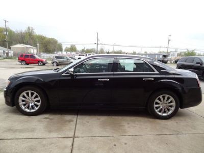 2012 Chrysler 300C  Base
