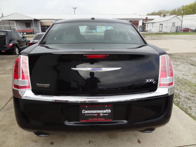 2012 Chrysler 300C  Base