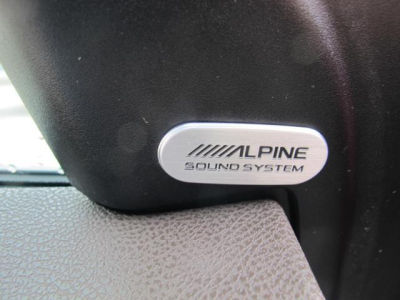 2012 Chrysler 300C  Base