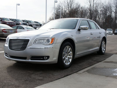 2011 Chrysler 300C  Base