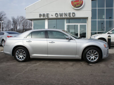 2011 Chrysler 300C  Base