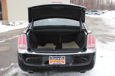 2011 Chrysler 300C  Base