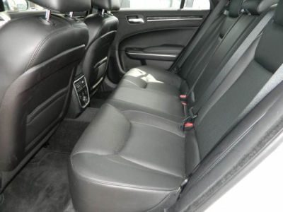 2012 Chrysler 300C  Base