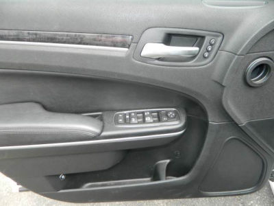 2012 Chrysler 300C  Base