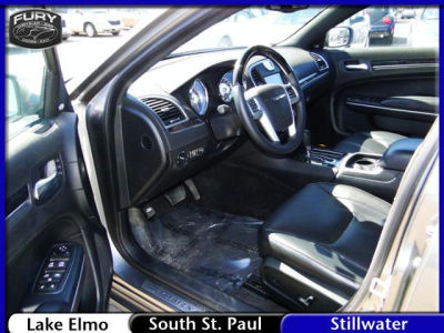 2012 Chrysler 300C  Base