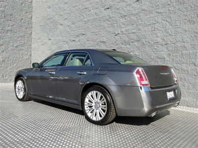 2011 Chrysler 300C  Base