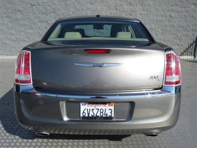 2011 Chrysler 300C  Base