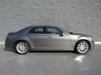2011 Chrysler 300C  Base
