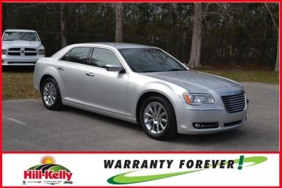 2012 Chrysler 300C  Base