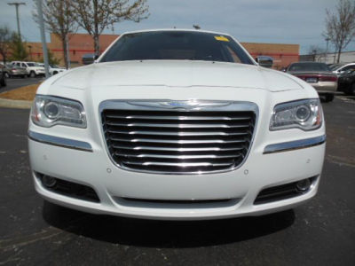2011 Chrysler 300C  Base