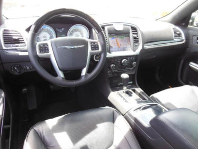 2011 Chrysler 300C  Base