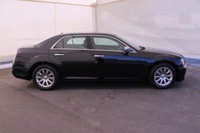 2012 Chrysler 300C  Base