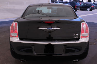 2012 Chrysler 300C  Base