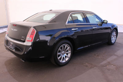 2012 Chrysler 300C  Base