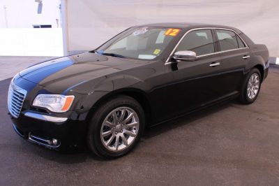 2012 Chrysler 300C  Base