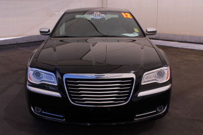 2012 Chrysler 300C  Base