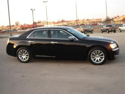 2012 Chrysler 300C  Base