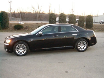 2012 Chrysler 300C  Base