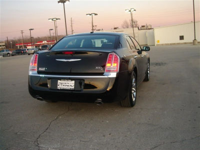 2012 Chrysler 300C  Base