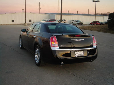 2012 Chrysler 300C  Base