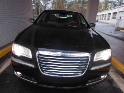 2012 Chrysler 300C  Base