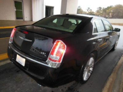 2012 Chrysler 300C  Base