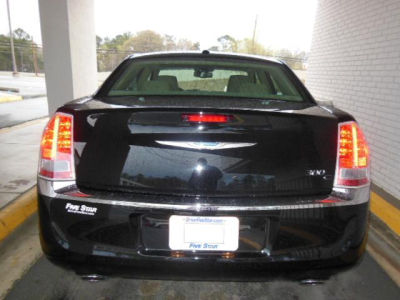 2012 Chrysler 300C  Base