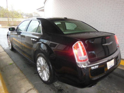 2012 Chrysler 300C  Base