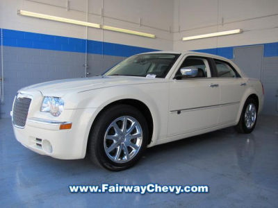 2010 Chrysler 300C  II