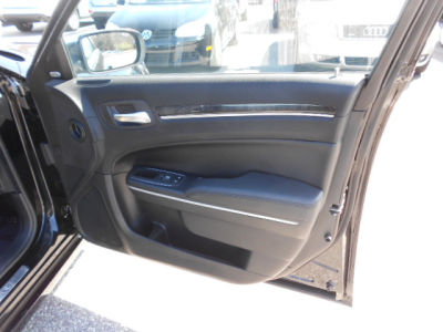 2012 Chrysler 300C