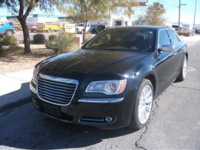 2011 Chrysler 300C  Base