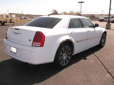 2010 Chrysler 300C  300S