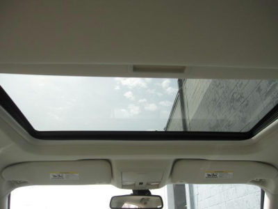 2010 Chrysler 300C  Base