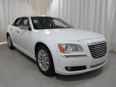 2012 Chrysler 300C  Base