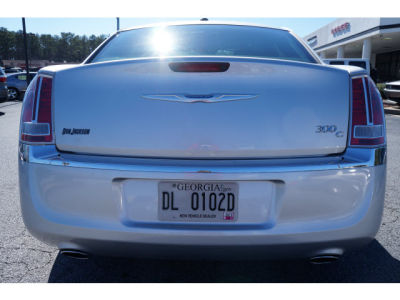 2012 Chrysler 300C  Base