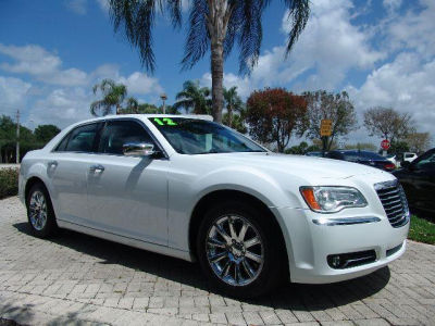 2012 Chrysler 300C  Base