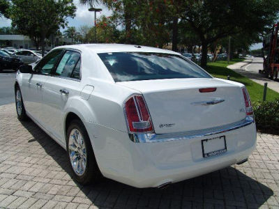2012 Chrysler 300C  Base