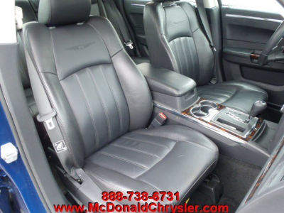 2010 Chrysler 300C