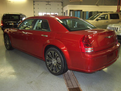 2010 Chrysler 300C  300S