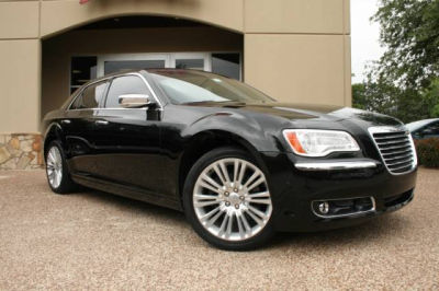 2011 Chrysler 300C  Base