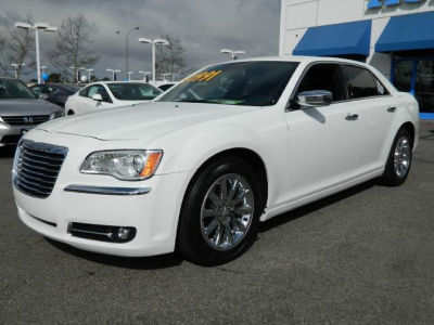 2012 Chrysler 300C  Base