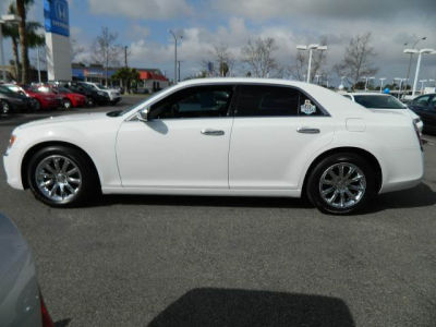 2012 Chrysler 300C  Base