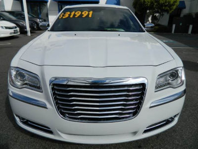 2012 Chrysler 300C  Base