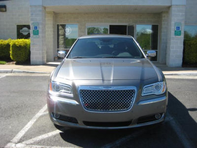 2011 Chrysler 300C  Base