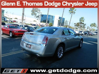 2012 Chrysler 300C  Base