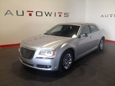 2012 Chrysler 300C  Base