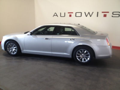 2012 Chrysler 300C  Base